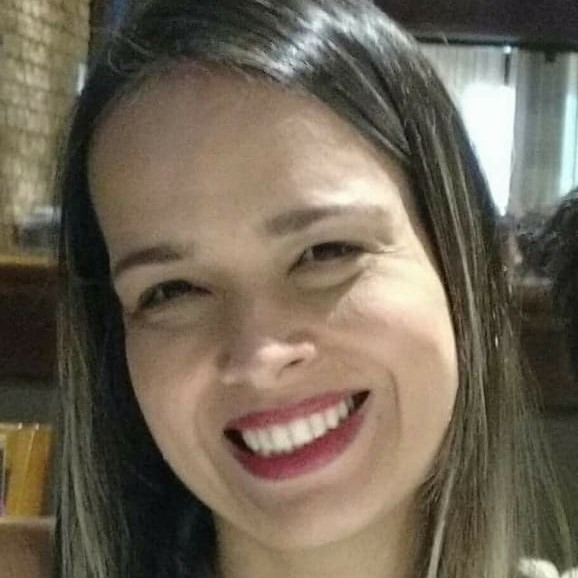 Camila Bastos